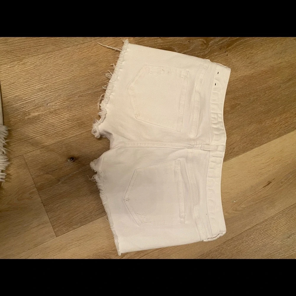 Express shorts - Picture 2 of 3